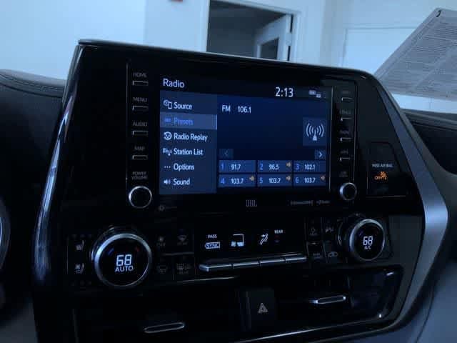 Thumbnail: 2021 Toyota Highlander - 29