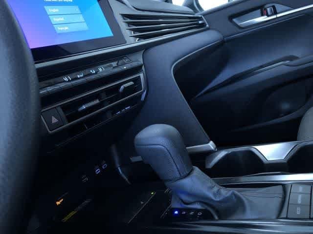 Thumbnail: 2025 Toyota Camry - 30