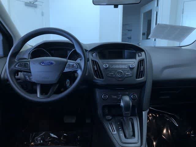 Thumbnail: 2018 Ford Focus - 18