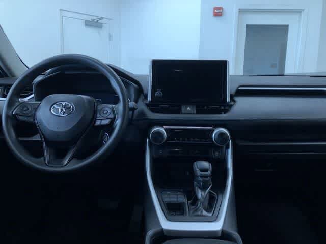 Thumbnail: 2025 Toyota RAV4 - 17