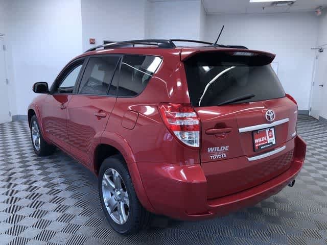 Thumbnail: 2010 Toyota RAV4 - 14