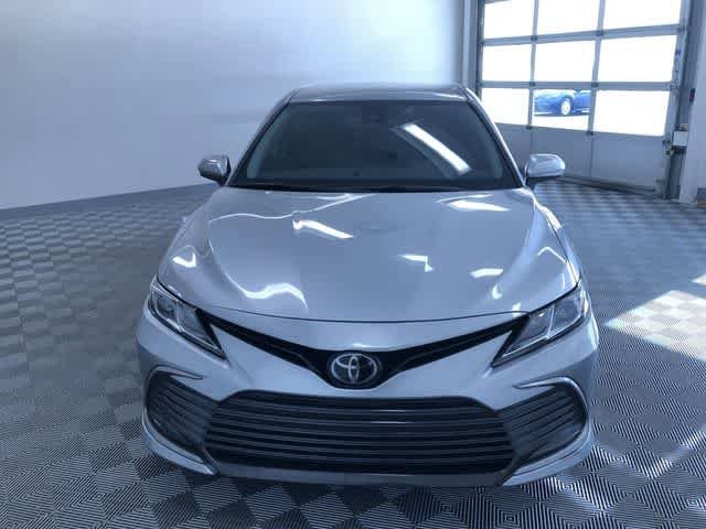 Thumbnail: 2022 Toyota Camry - 14