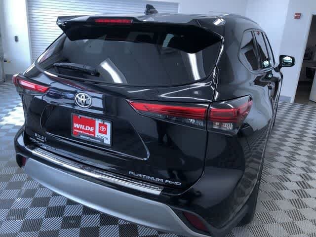 Thumbnail: 2020 Toyota Highlander - 27