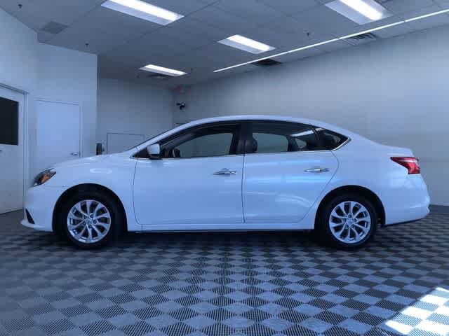 Thumbnail: 2019 Nissan Sentra - 11