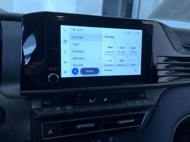 Thumbnail: 2025 Toyota Camry - 28