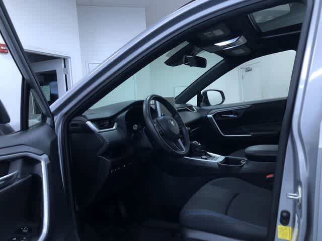 Thumbnail: 2023 Toyota RAV4 - 10