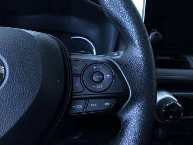 Thumbnail: 2025 Toyota RAV4 - 26