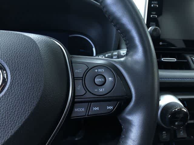 Thumbnail: 2022 Toyota RAV4 - 18