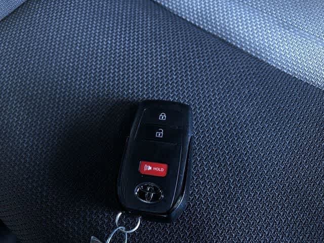 Thumbnail: 2025 Toyota 4Runner - 32