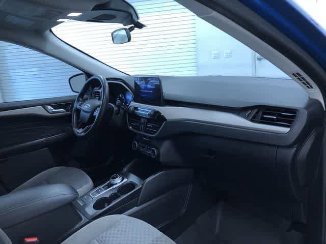 Thumbnail: 2021 Ford Escape - 16