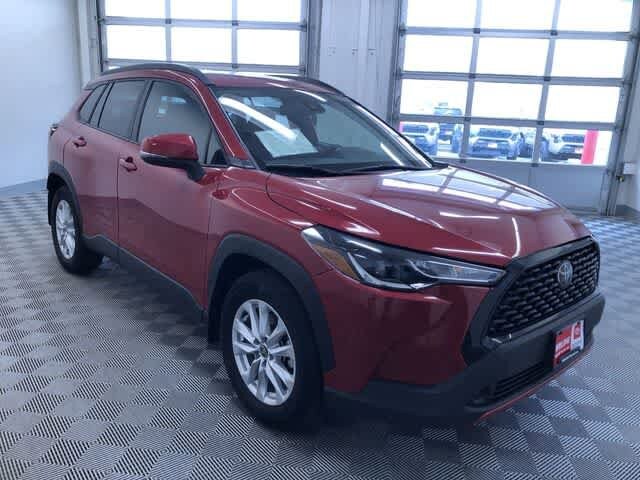 Thumbnail: 2022 Toyota Corolla Cross - 38