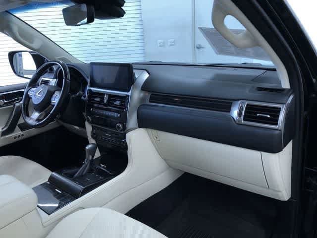 Thumbnail: 2022 Lexus GX - 24