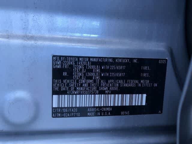 Thumbnail: 2025 Toyota RAV4 - 33