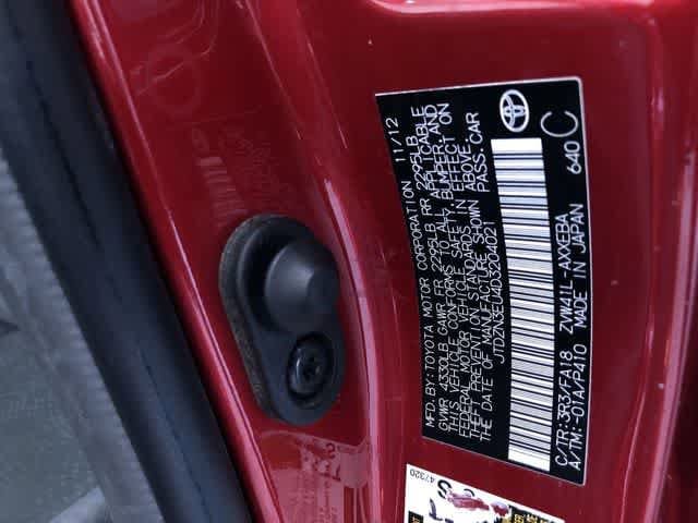 Thumbnail: 2013 Toyota Prius v - 34