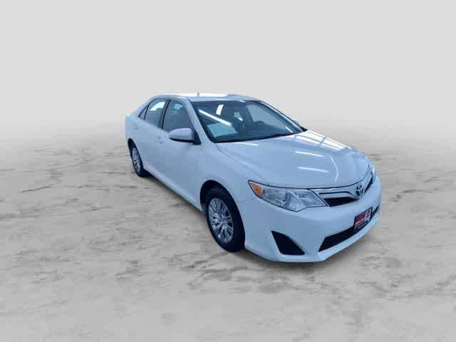 Thumbnail: 2014 Toyota Camry - 3