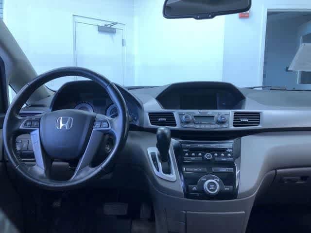Thumbnail: 2013 Honda Odyssey - 15