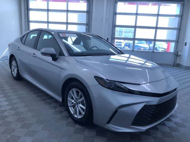 Thumbnail: 2025 Toyota Camry - 36