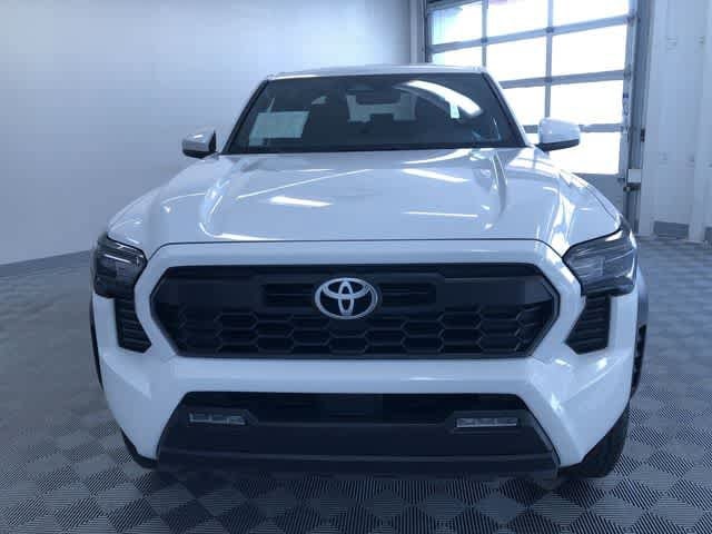 Thumbnail: 2024 Toyota Tacoma - 8