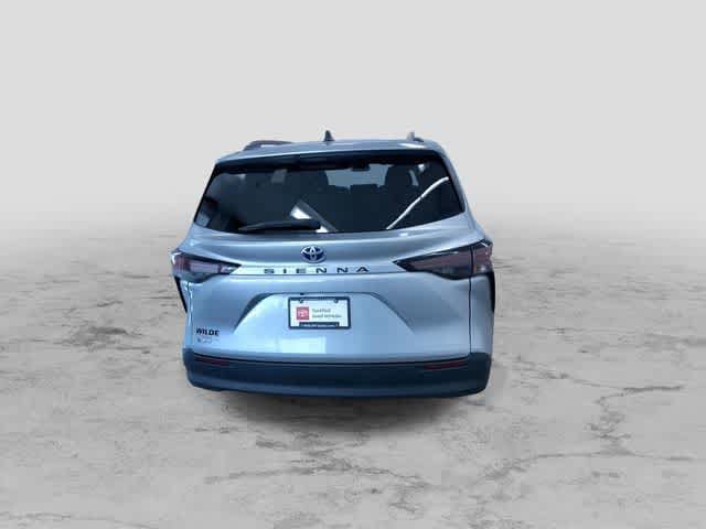 Thumbnail: 2025 Toyota Sienna - 8