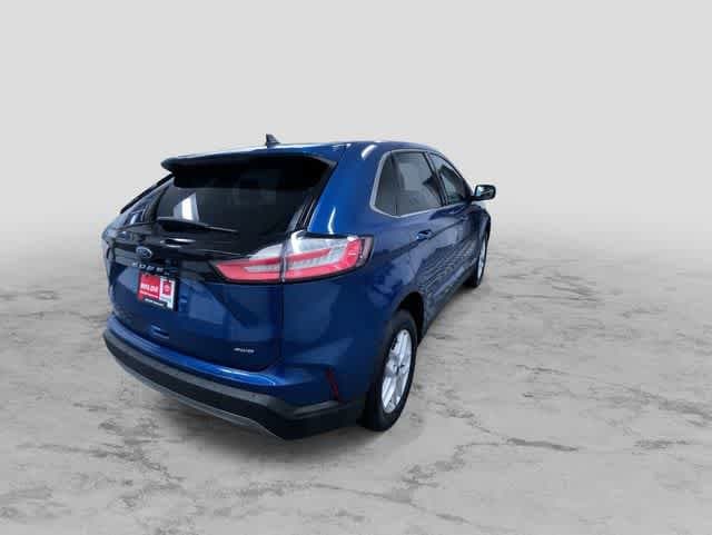 Thumbnail: 2021 Ford Edge - 10