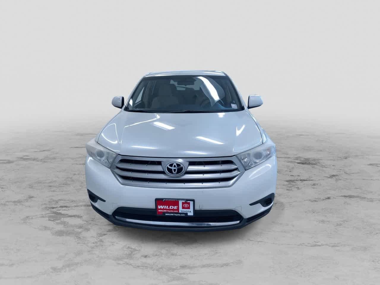 Thumbnail: 2013 Toyota Highlander - 4