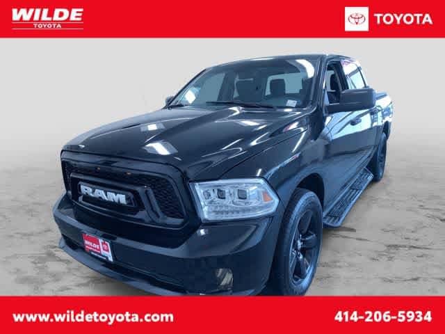2014 RAM 1500 Express 4x4 Crew Cab's photo