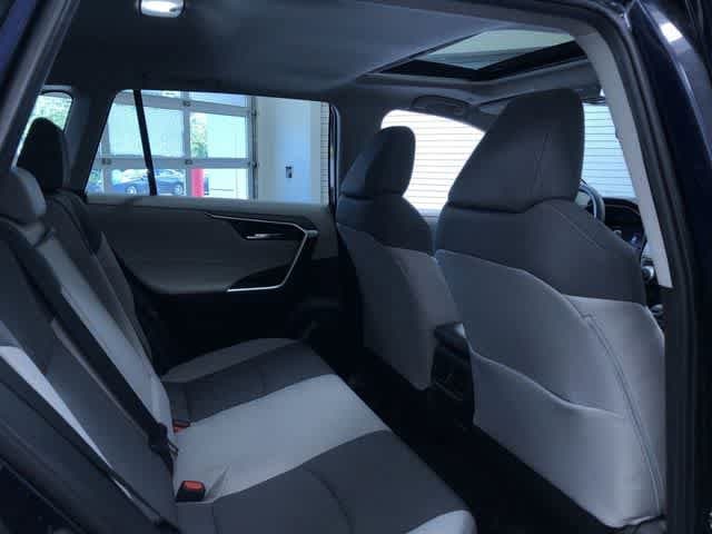 Thumbnail: 2023 Toyota RAV4 - 21