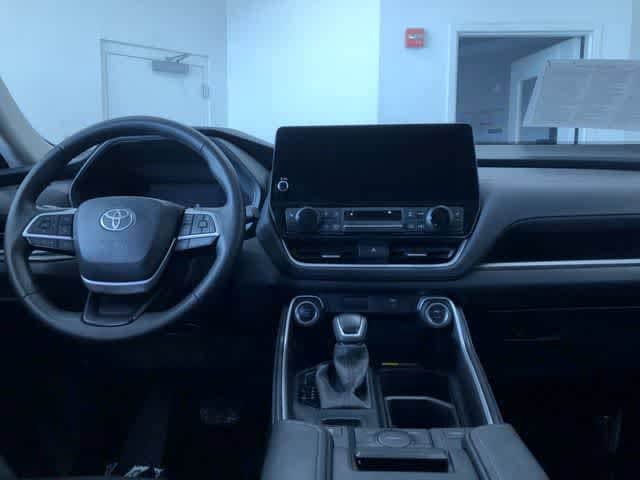 Thumbnail: 2025 Toyota Grand Highlander - 17