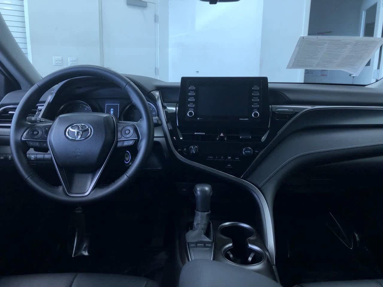 2024 Toyota Camry SE 20