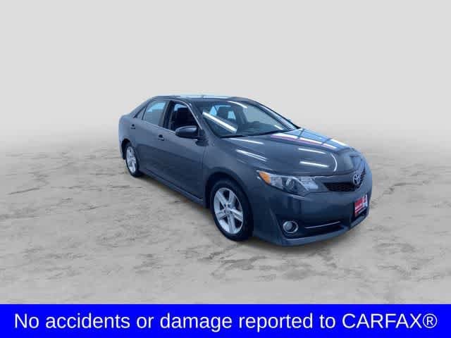 Thumbnail: 2012 Toyota Camry - 3