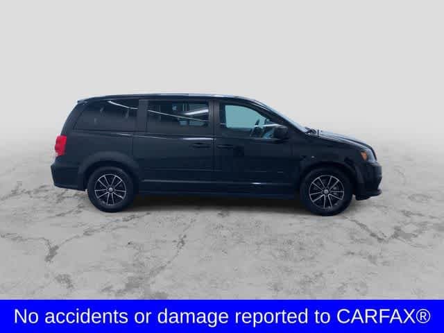 Thumbnail: 2015 Dodge Grand Caravan - 2