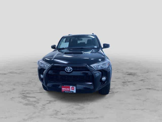 Thumbnail: 2017 Toyota 4Runner - 5