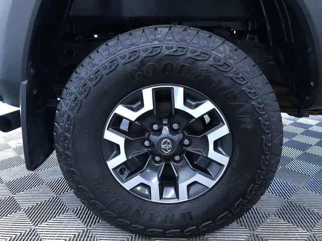 Thumbnail: 2021 Toyota Tacoma - 8