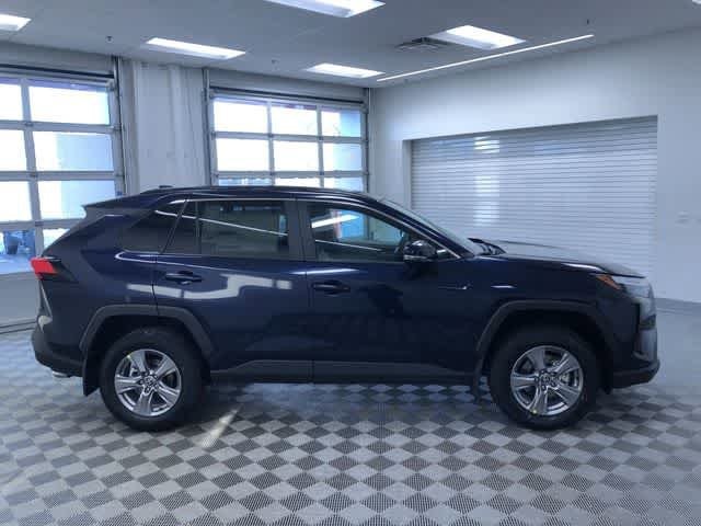 Thumbnail: 2025 Toyota RAV4 - 36