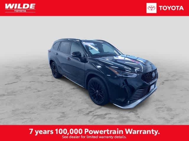 Thumbnail: 2025 Toyota Highlander - 3