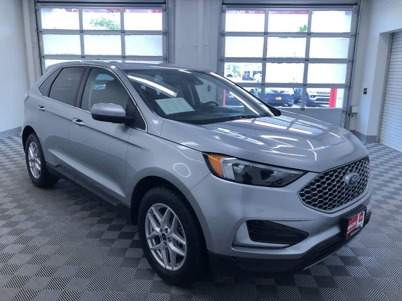 Thumbnail: 2024 Ford Edge - 36