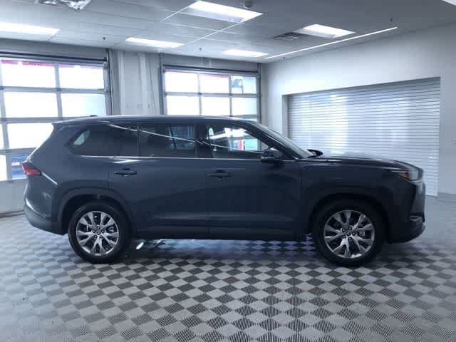 Thumbnail: 2025 Toyota Grand Highlander - 26