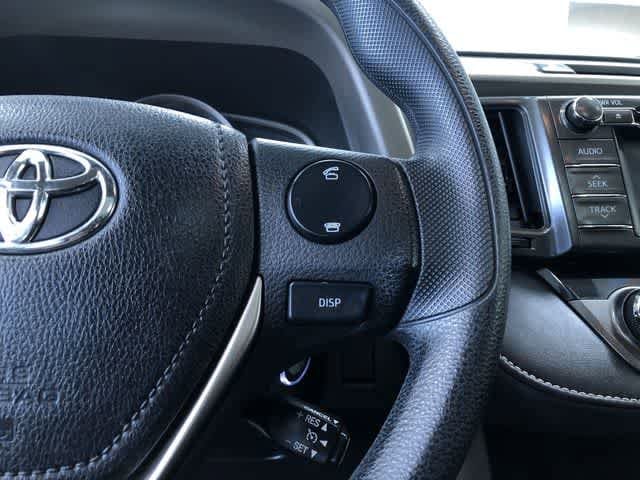 Thumbnail: 2013 Toyota RAV4 - 18