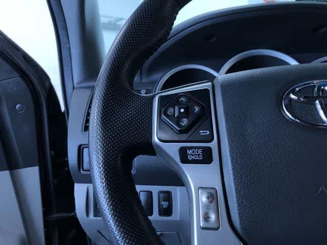 Thumbnail: 2015 Toyota Tacoma - 20