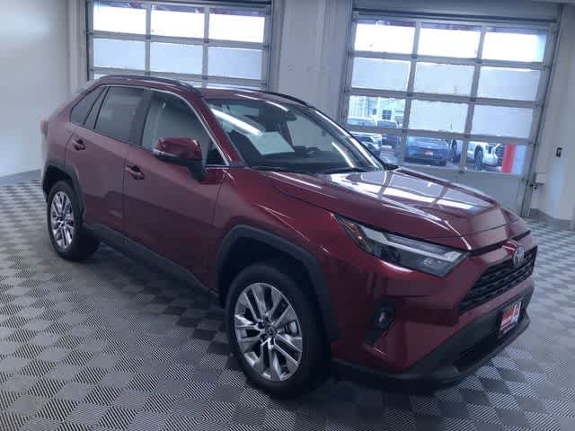 Thumbnail: 2025 Toyota RAV4 - 29