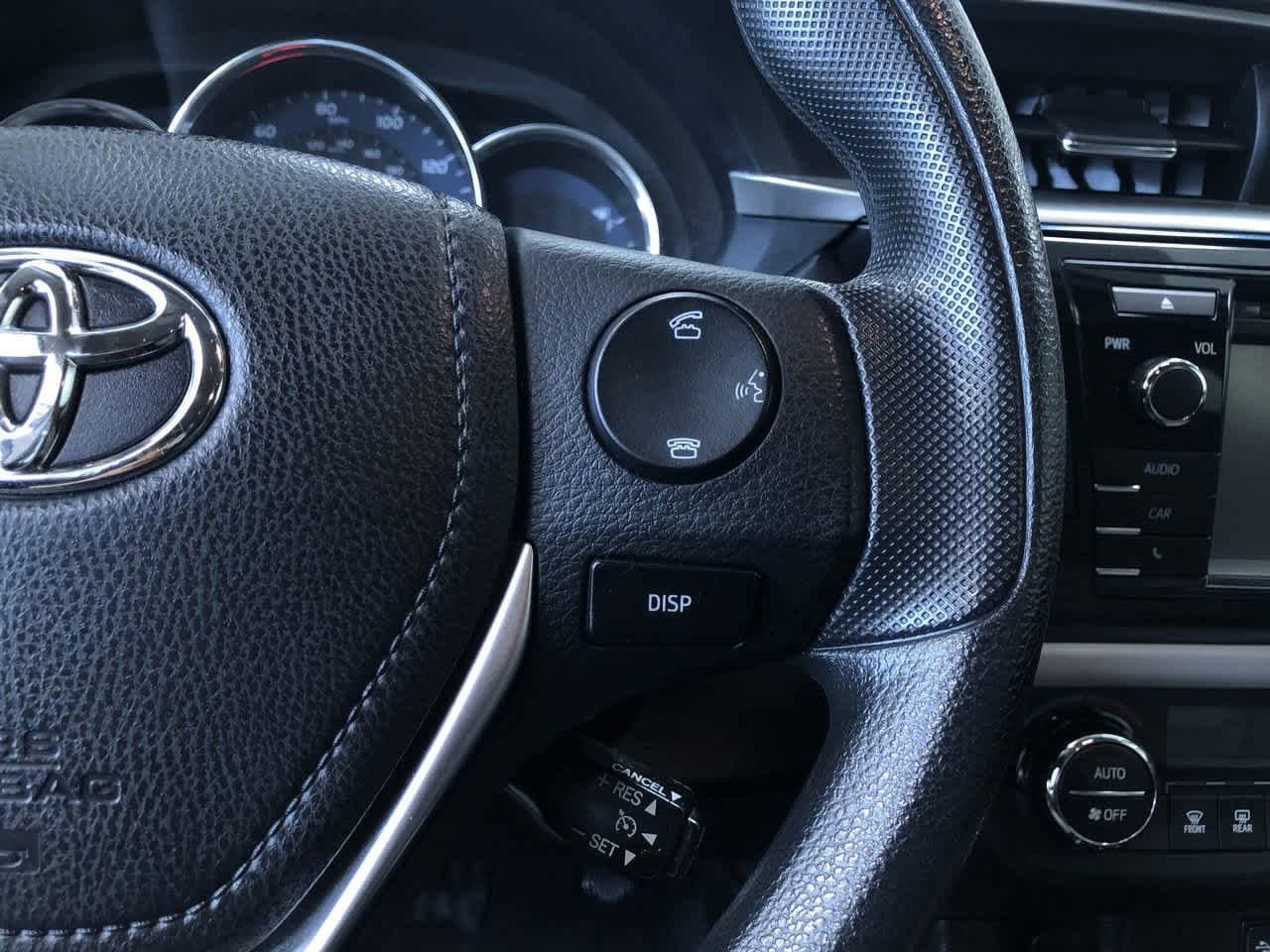 Thumbnail: 2015 Toyota Corolla - 26