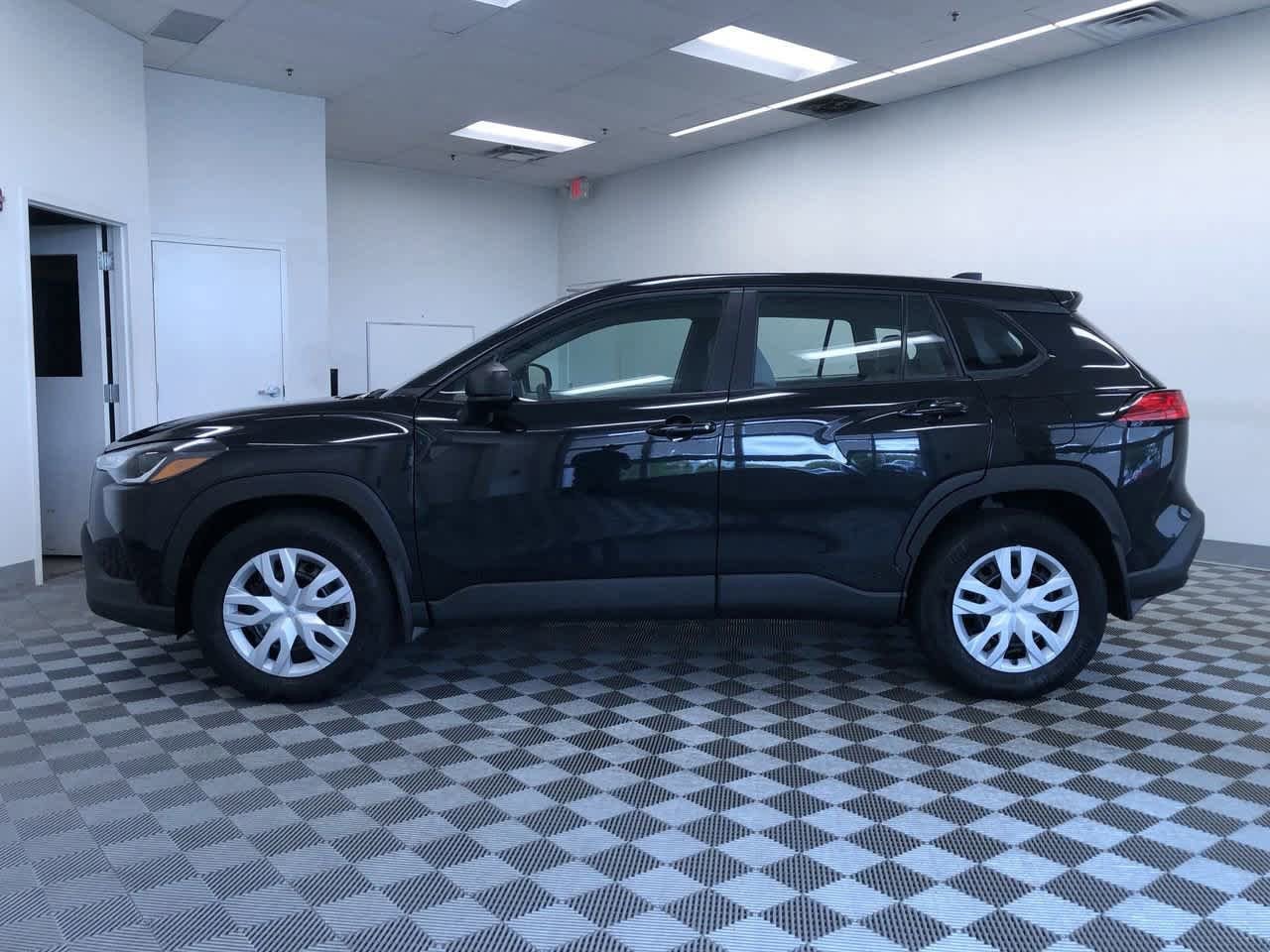 2022 Toyota Corolla Cross L 11