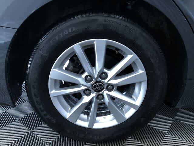 Thumbnail: 2025 Toyota Camry - 17