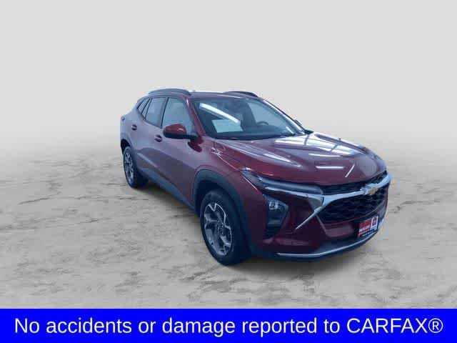 Thumbnail: 2025 Chevrolet Trax - 3