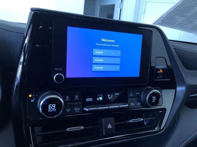 Thumbnail: 2025 Toyota Highlander - 30