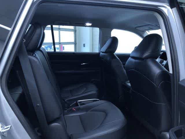 Thumbnail: 2025 Toyota Grand Highlander - 23