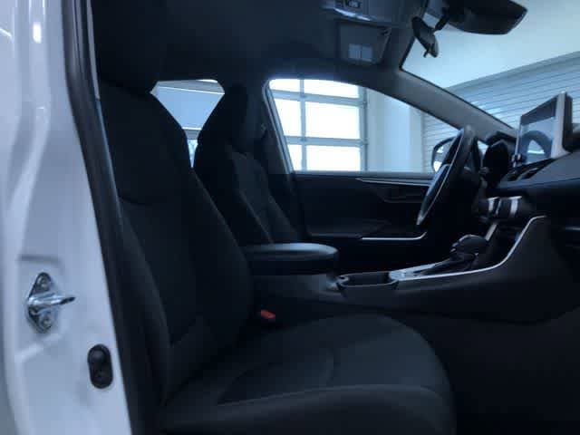 Thumbnail: 2025 Toyota RAV4 - 22