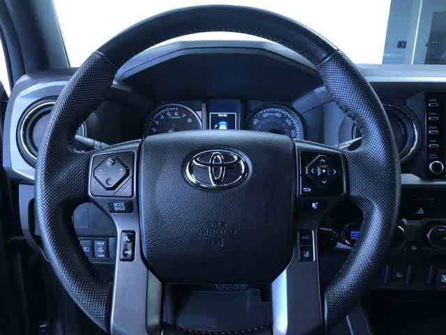Thumbnail: 2022 Toyota Tacoma - 18