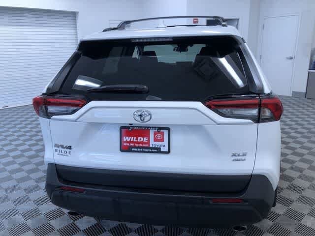 Thumbnail: 2023 Toyota RAV4 - 13