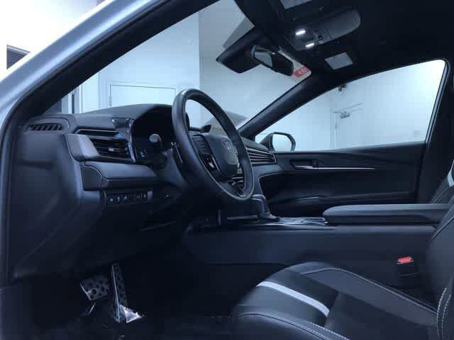 Thumbnail: 2025 Toyota Camry - 11